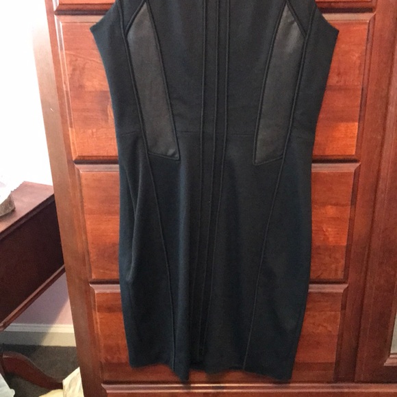 Barneys New York black fitted dress size 2 - Picture 6 of 9